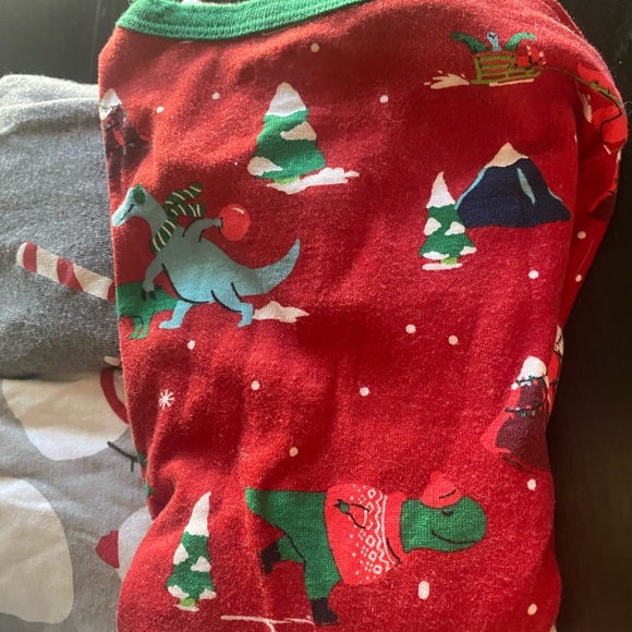 Toddler Christmas pjs bundle - Picture 2 of 2